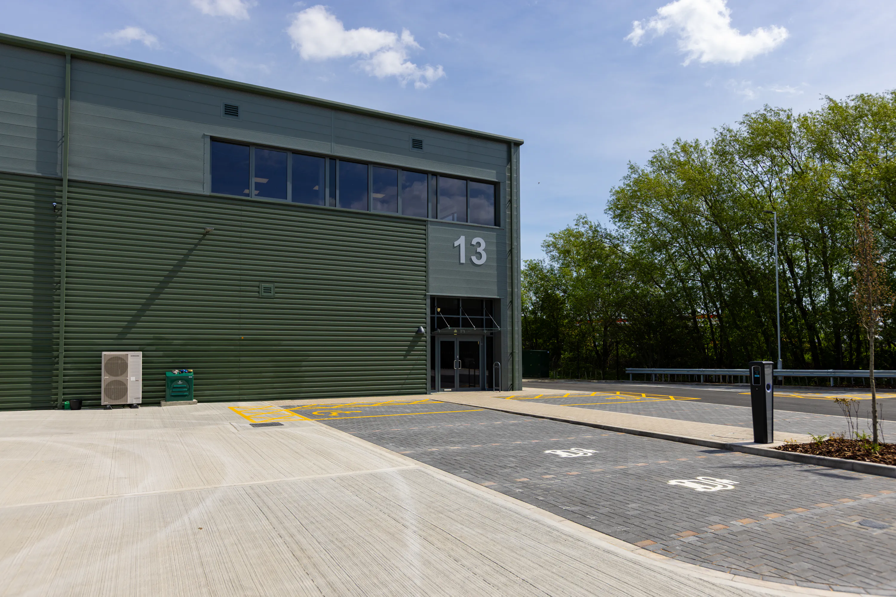Unit 13 T45, Aire Valley Road, Leeds, West Yorkshire, LS9 0AA
