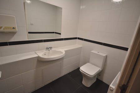 Balmoral House, Manchester, Business Park / Office To Let - W.C.