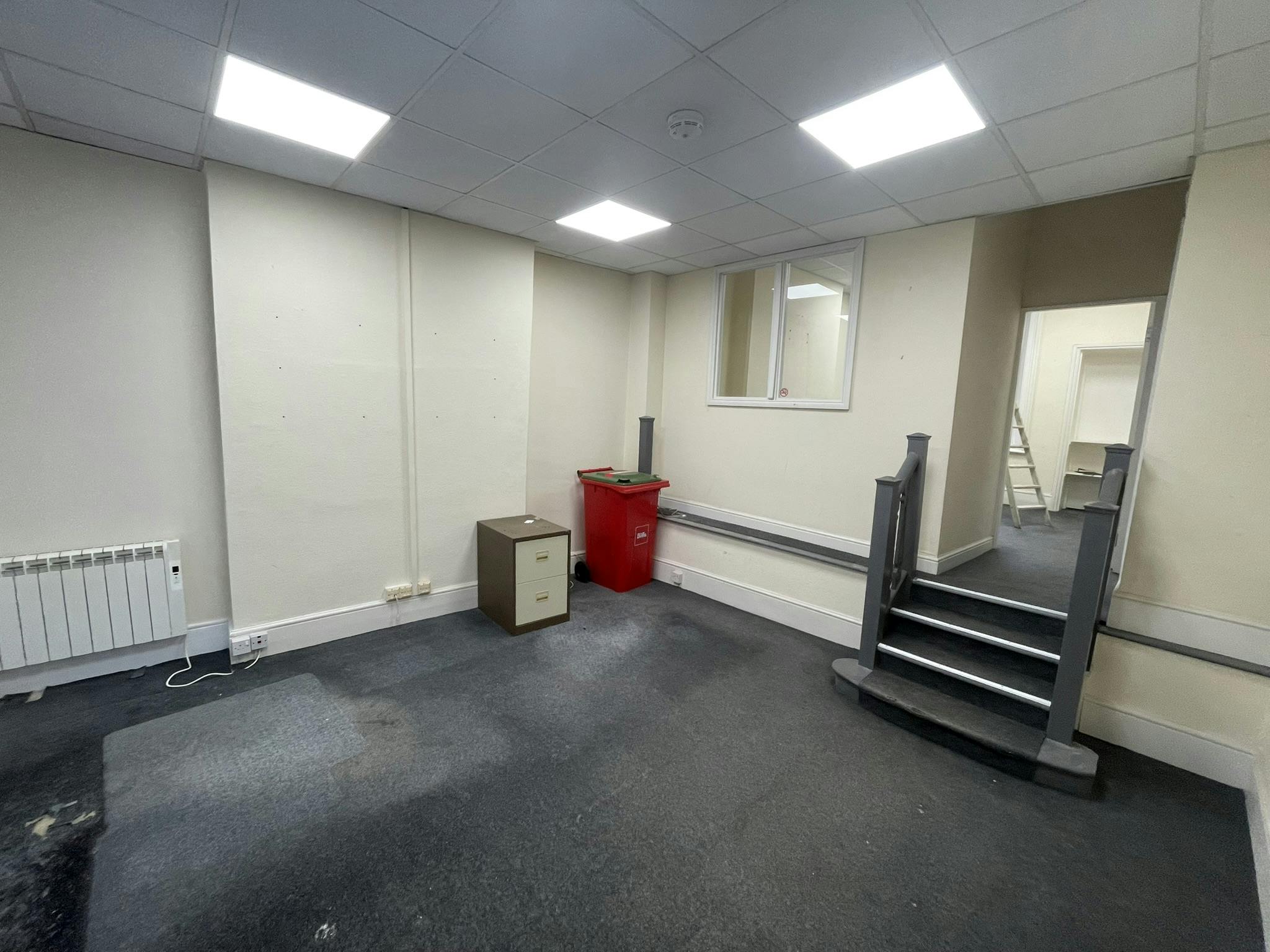 50 Havelock Road, Hastings, Office / Retail To Let - IMG_3323.JPEG