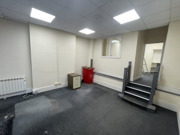 50 Havelock Road, Hastings, Office / Retail To Let - IMG_3323.JPEG