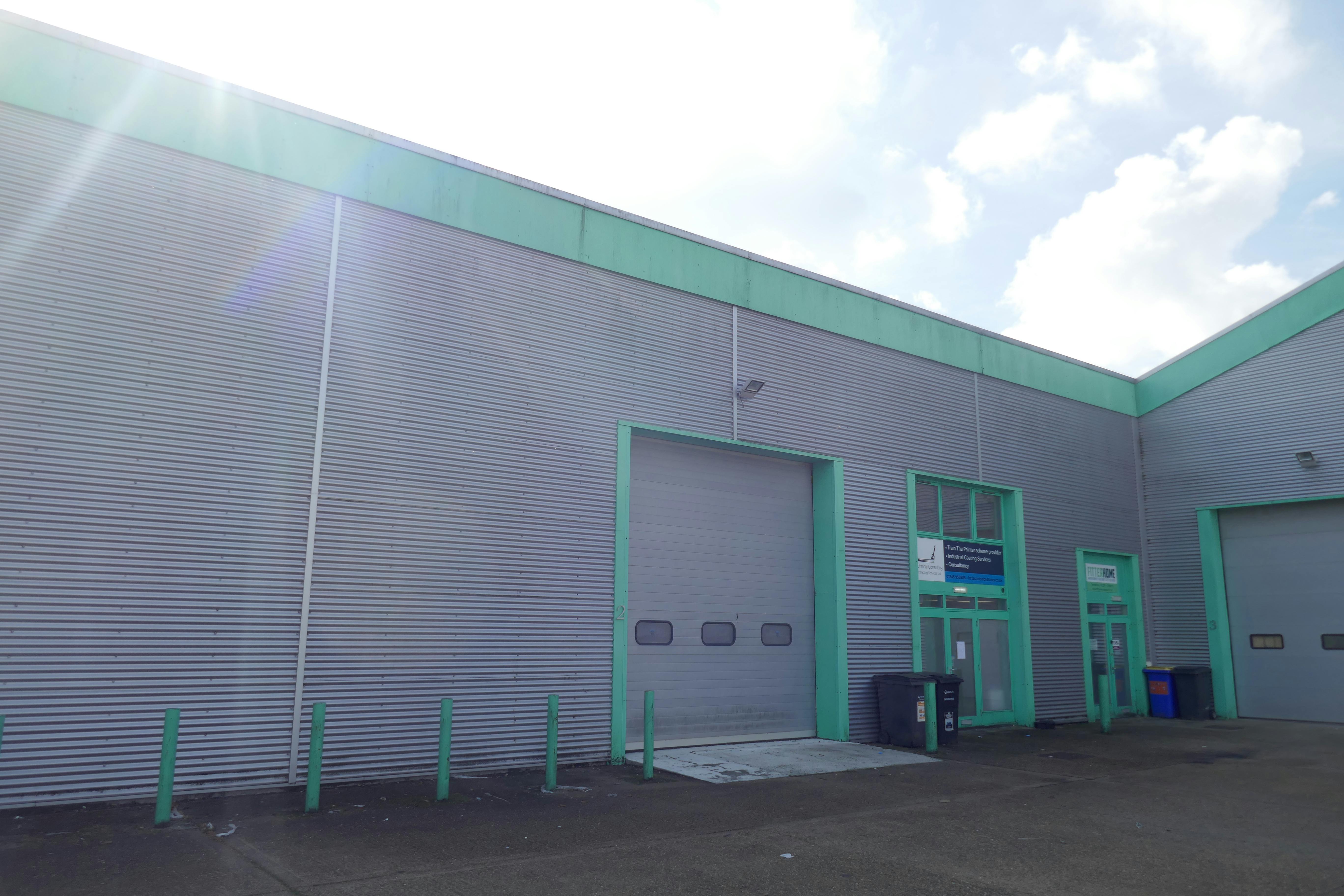 Unit 2, Harlow, Industrial To Let - P1060195.JPG
