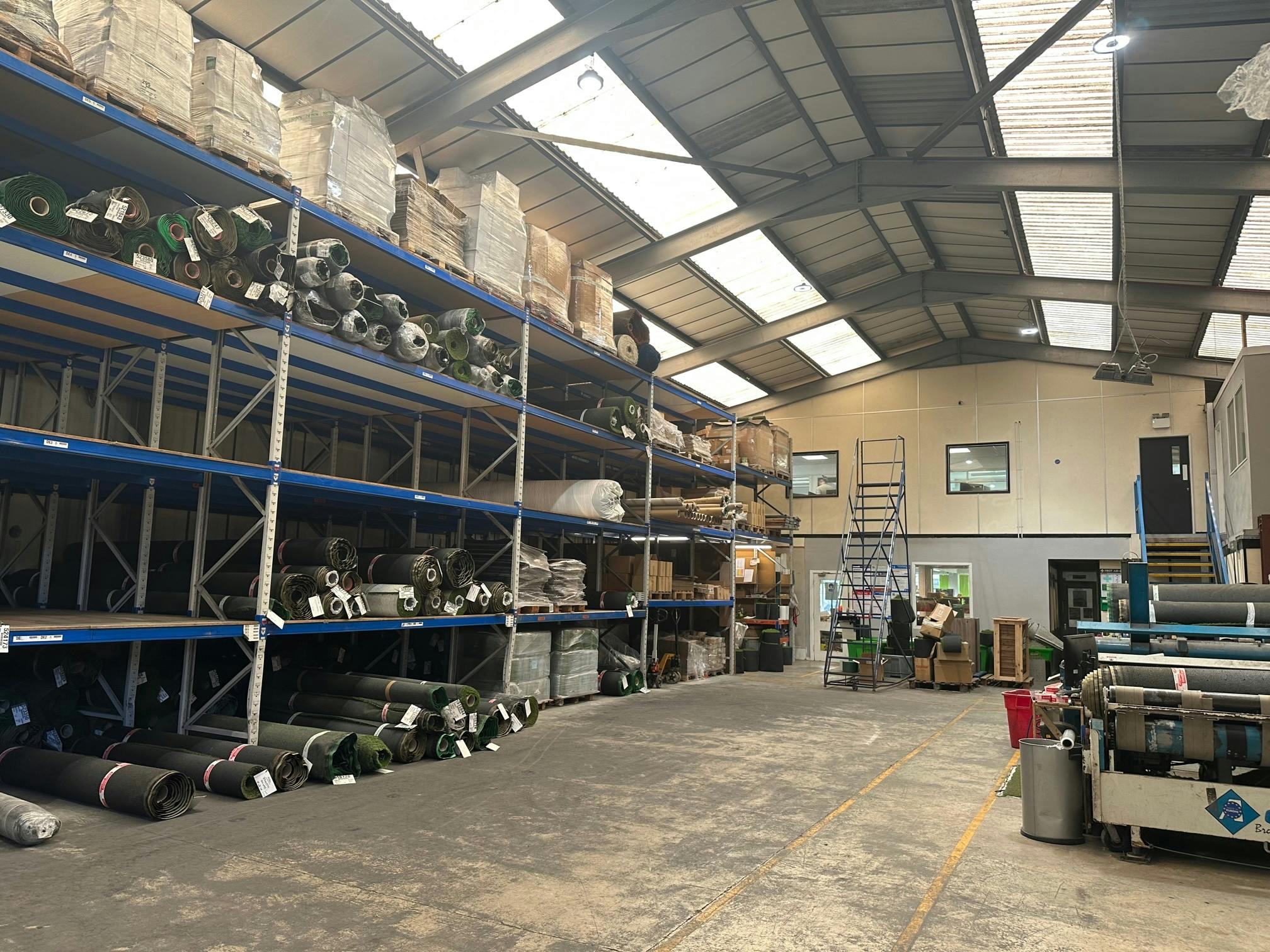 16 Hallsteads, Buxton, Industrial To Let - IMG_6579.jpg