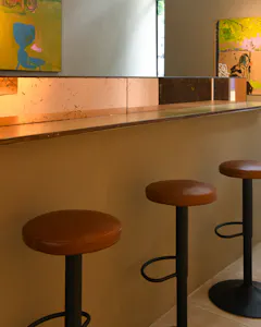 343 Ladbroke Grove, London, Retail To Let - DSC_4853 copy 3.jpg