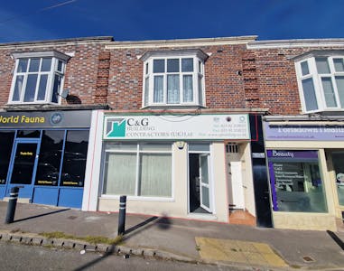 25 London Road, Waterlooville, Leisure / Office / Retail To Let - Front.jpg
