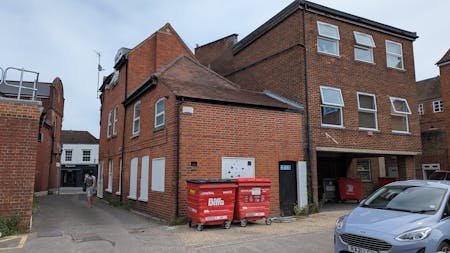 8 Broad Street, Wokingham, Retail Lease Assignment - PXL_20250704_104452357.jpg