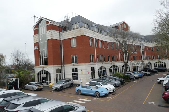 Stag House, Hertford, Offices To Let - P1060447.JPG