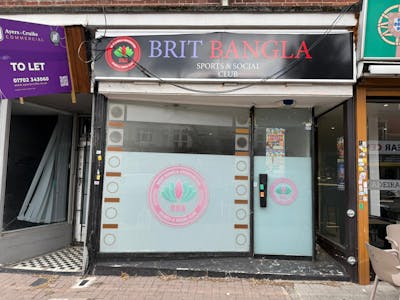 71 Hamlet Court Road, Westcliff-on-Sea, Retail To Let - WhatsApp Image 20250716 at 104443_75d44d26.jpg