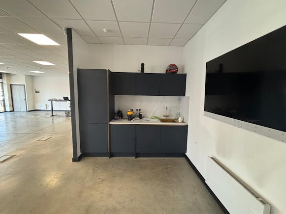 5 Portman Street, Glasgow, Retail To Let - PHOTO-2026-03-23-13-51-09 8.jpg