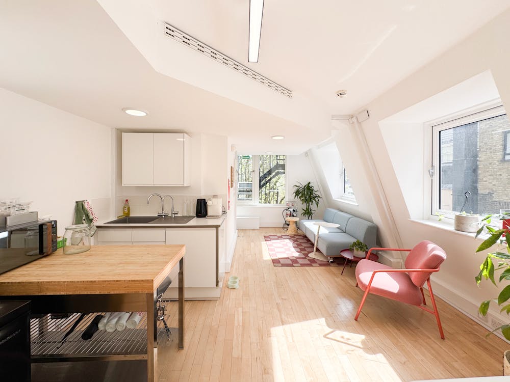 15 Adeline Place (4th Floor) - adeline9.jpg