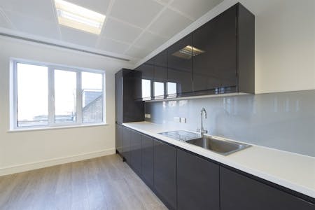 Chiswick Gate, Chiswick, London, Office To Let - 013_Property.jpg