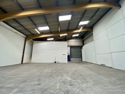 Unit 3, Senlan Industrial Estate, Cardiff, Industrial To Let - 3 Senlan 04.jpg