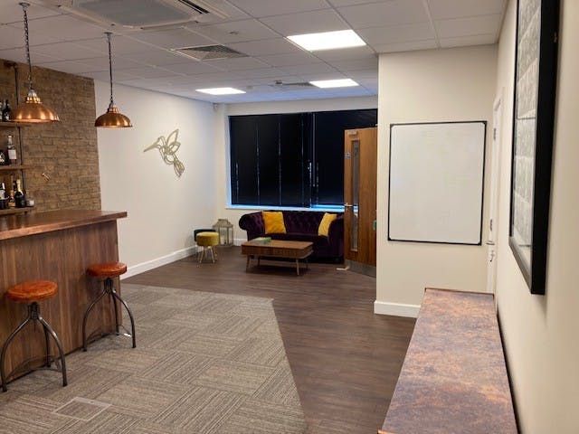 9 Queens Square, Ascot, Offices To Let - G fl QS.jpg