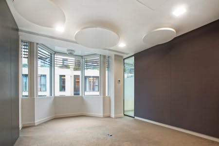 35 Park Lane, London, Office To Let - DSC06137.jpg