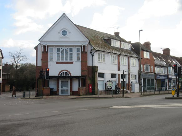 25 Old Woking Road, West Byfleet, Offices / Retail To Let - IMG_8981.JPG