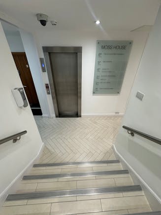 Part 3rd Floor, 15-16 Brook's Mews, London, Office To Let - IMG_8515.jpeg