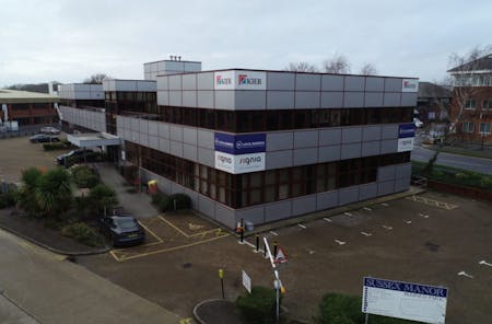 Platinum House - Ground Floor, Sussex Manor Business Park, Crawley, Office To Let - Platinum House 8.jpg