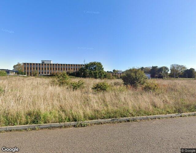 Development Land, Mobbs Way