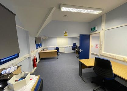 8-10 Legh Street, Warrington, Retail / Office To Let - Photo 2