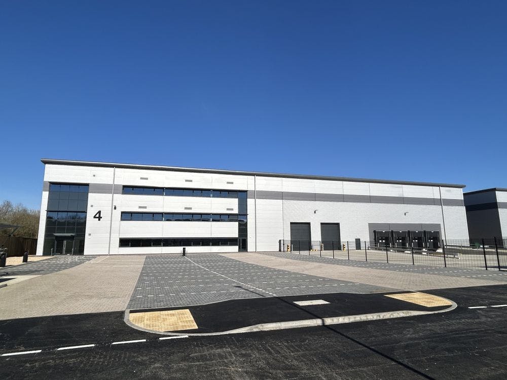 Unit 4 Cabot Bicester, Bicester, Industrial / Industrial/Logistics To Let - IMG_7152.jpg