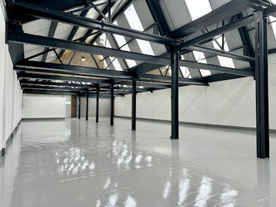 Unit 9b Britannia Estate, Leagrave Road, Luton, Industrial / Industrial/Logistics To Let - IMG_7837.JPG