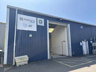 Unit D, De Clare House, Caerphilly, Industrial To Let - IMG_3335.jpg