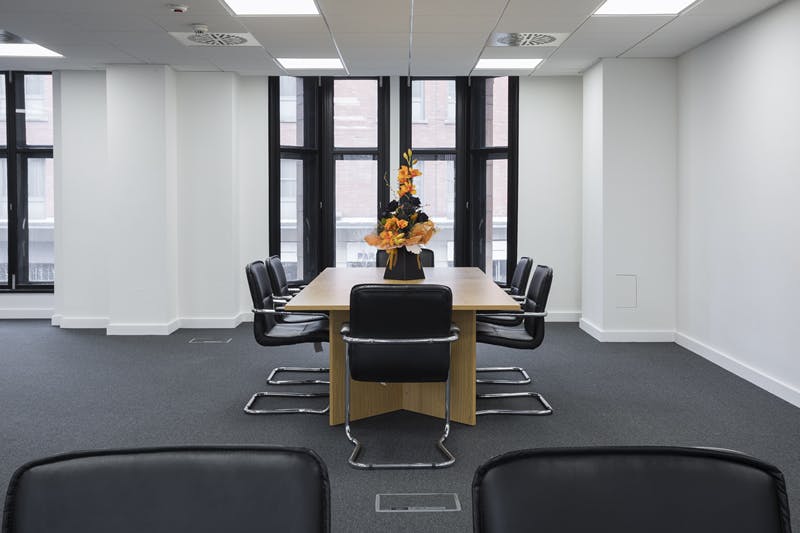 15 Oxford Court, Manchester, Offices To Let - Oxford-Court-Communal-area-3.jpg