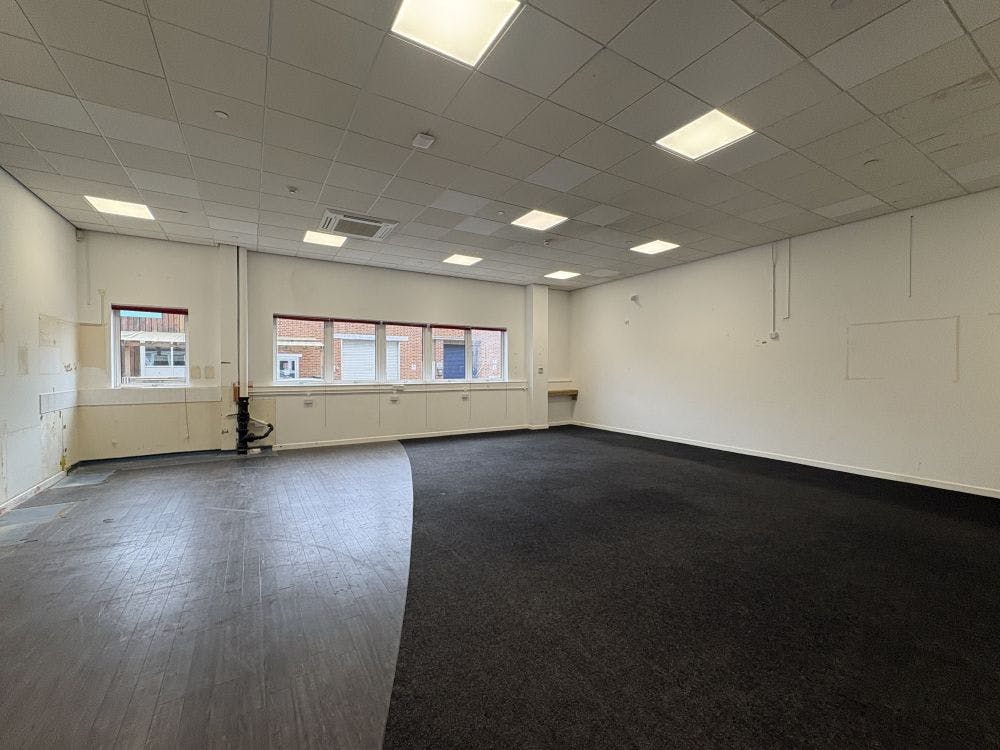 G201 G202 & g204 Cherwell Business Village, Banbury, Industrial / Office To Let - IMG_2071.jpg