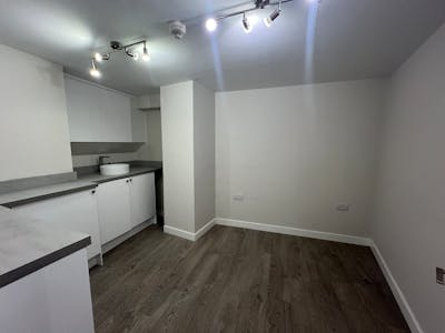 3 Station Square, Harrogate, Retail To Let - IMG_6232.jpeg