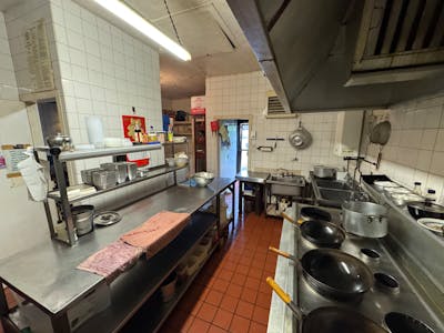 10 Arnold Avenue, Bishopbriggs, Retail To Let / For Sale - IMG_6046.jpeg
