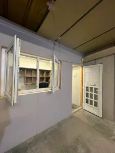Unit 6, Hayes, Industrial To Let - 20260817_162725000_iOS 3.jpg