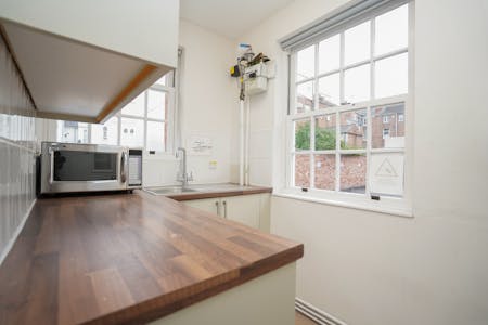 Hawkstone House, Leamington Spa, Office To Let - Wareing  Company10.jpg