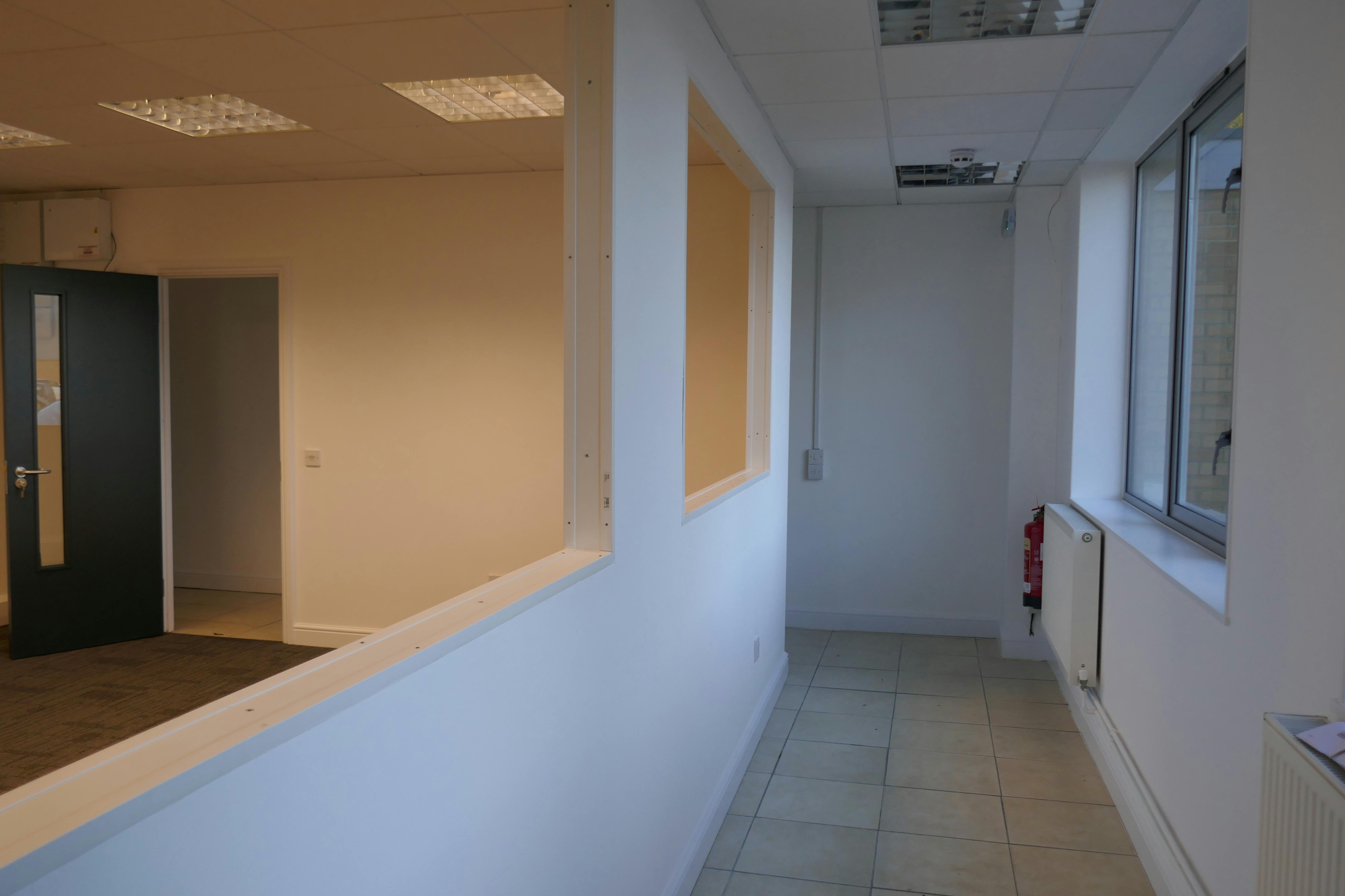 Unit 4 RO24, Harlow Business Park, Harlow, Offices To Let - P1010292.JPG