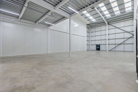 Unit 7, 8 & 9, Vantage 41, Aston Clinton, Industrial / Warehouse / Workshops To Let - 8631559interior03800.jpg