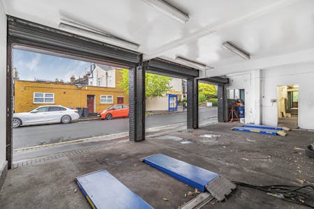 108 Selsdon Road, South Croydon, Development / Investment / Land / Mixed Use / Office / Residential / Retail For Sale - 31_30340.jpg