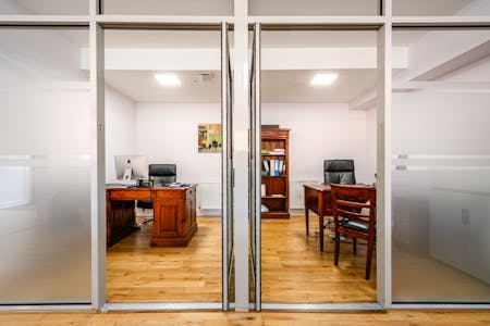 Unit B 17 Downham Road, London, Retail To Let - Downham Rd 17 GF - Low Res 7.jpg