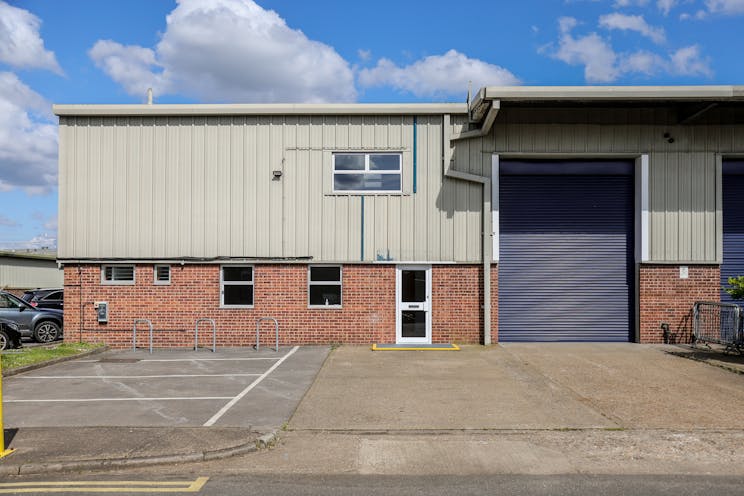 Unit D1, Sandown Industrial Estate, Esher, Warehouse & Industrial To Let - AWP_1029v21.jpg