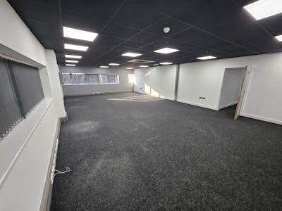 Unit 1-2, James Street, Manchester, Leisure / Office To Let - 20260116_131304.jpg