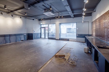 19 Rock Hill, Blackrock, Retail To Let - 17-L1010227.jpg