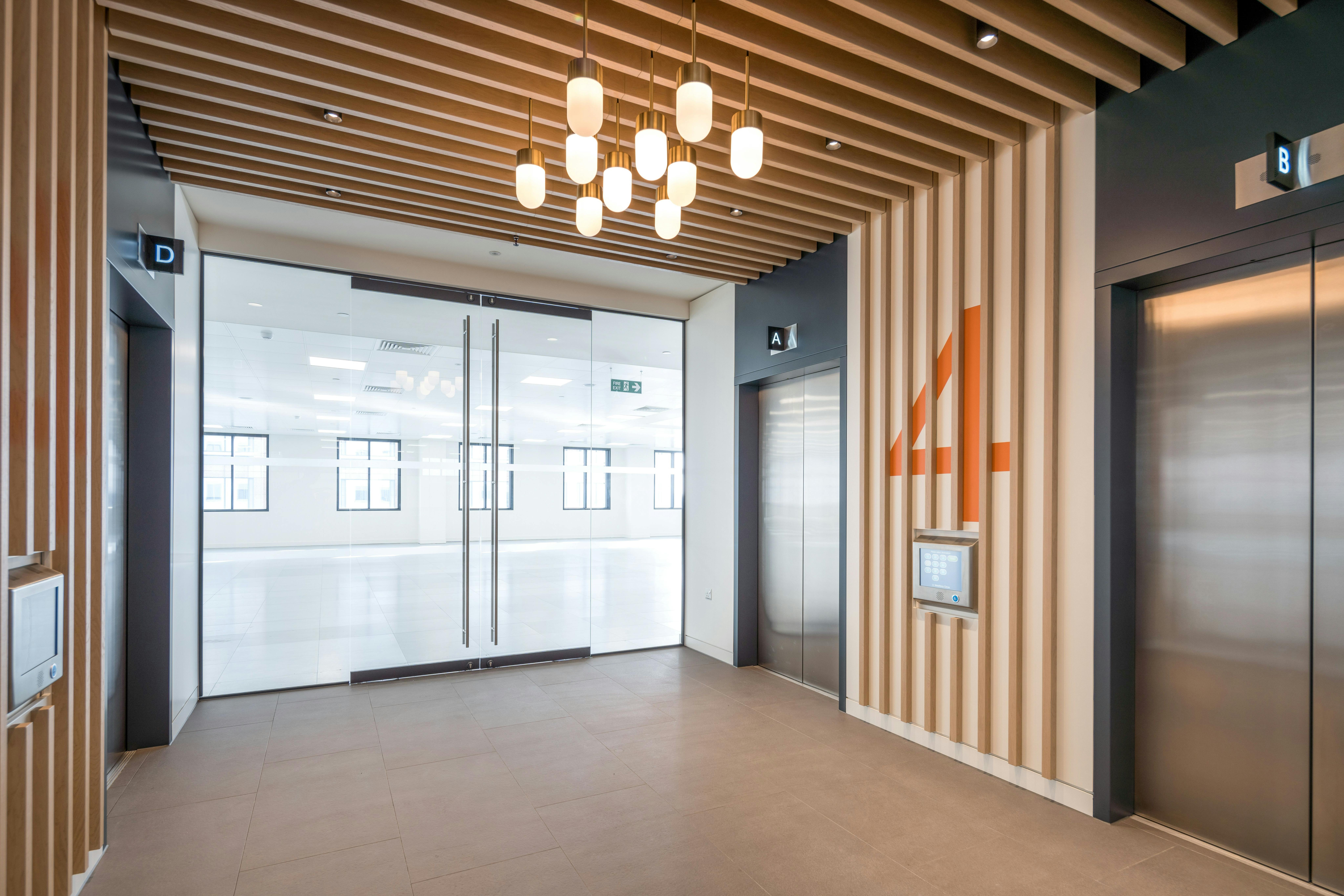 Office in London - photo 4