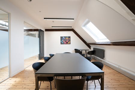 Centro 3, London, Office To Let - CE348.jpg