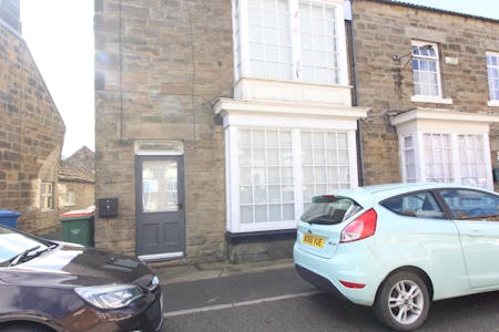 23 High Street, Whitby, Office / Retail To Let - IMG_6104.JPG