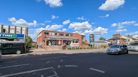 786-794 Oxford Road, Reading, Class E Retail / Leisure / Retail / Trade Counter / Trade Counter / Showroom To Let - External .jpg