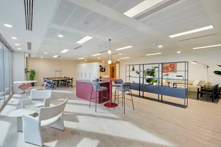 The Cabot, London, Office To Let - 0X9A9315.jpg