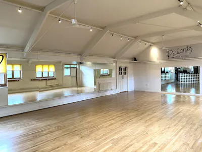 98 New Road, Birmingham, Mixed Use For Sale - IMG_3669.jpg
