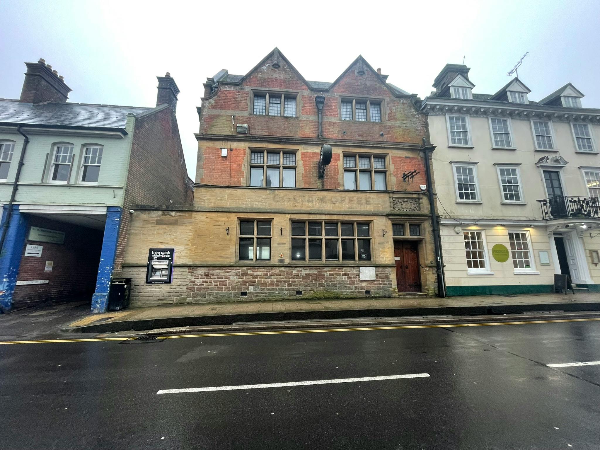 16 High Street, Battle, Retail To Let - IMG_4085.JPEG