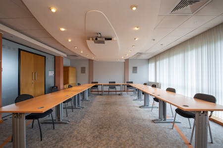 Alexandra Gate Business Centre, Cardiff, Serviced Office To Let - Board Room g.jpg
