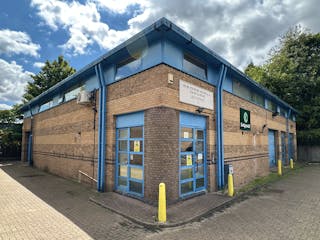 Unit 19 Apex Business Centre, Boscombe Road, Dunstable, Office / Office To Let - External.JPG
