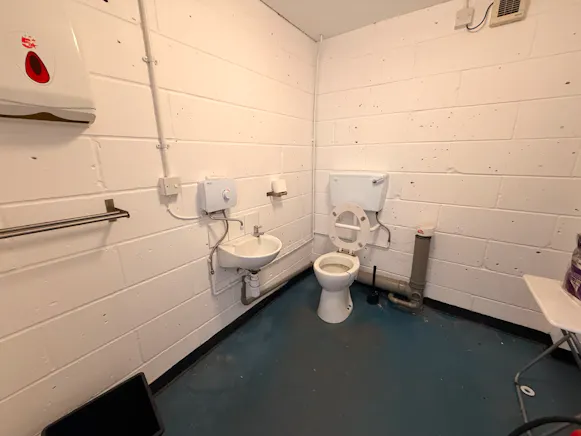 Unit 16 Progress Road, Leigh-On-Sea, Industrial To Let - WhatsApp Image 2026-06-09 at 10.08.00 AM (9).jpeg