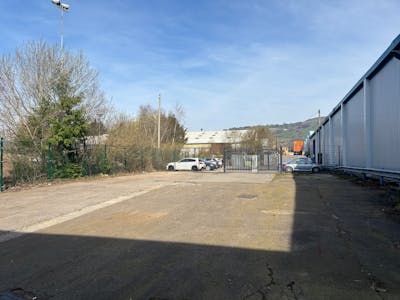 Unit E, Pantglas Industrial Estate, Caerphilly, Industrial To Let - IMG_7156.jpeg