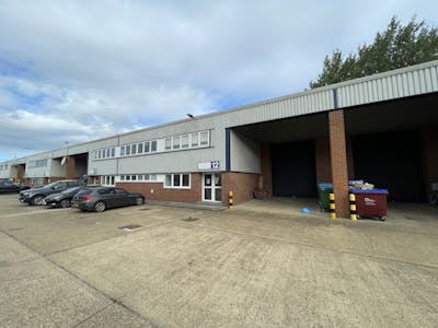 Unit 12, Stocklake Industrial Park, Aylesbury, Industrial To Let - IMG_2598.JPG